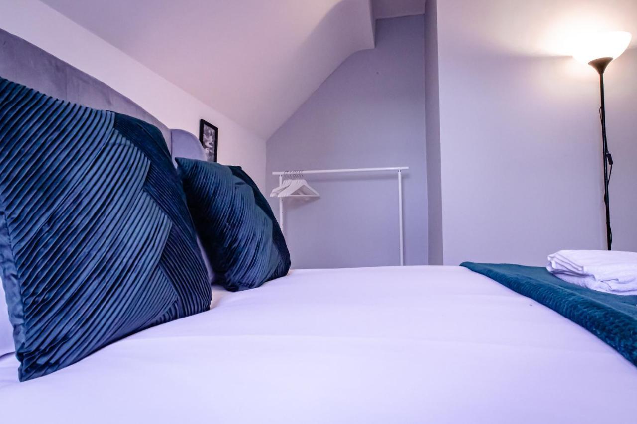 Lord Street - 2 Beautiful Apartments - Sleep Up To 14 Guests - By Rework Accommodation Τσέστερ Εξωτερικό φωτογραφία