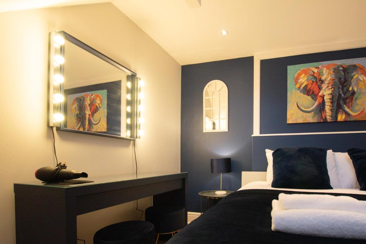 Lord Street - 2 Beautiful Apartments - Sleep Up To 14 Guests - By Rework Accommodation Τσέστερ Εξωτερικό φωτογραφία