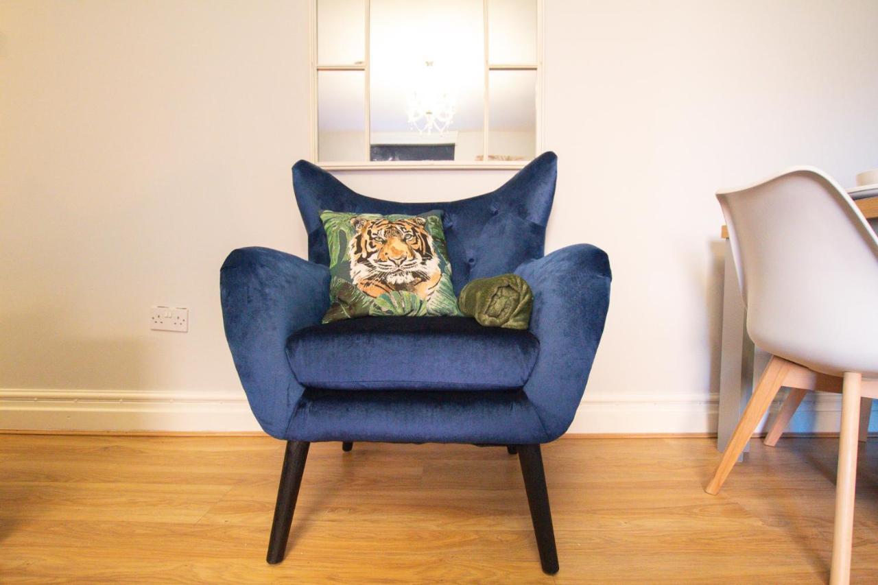 Lord Street - 2 Beautiful Apartments - Sleep Up To 14 Guests - By Rework Accommodation Τσέστερ Εξωτερικό φωτογραφία